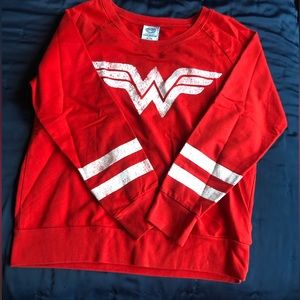 women’s long sleeve shirt Wonder Woman